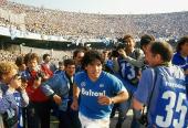 El estadio San Paolo de Nápoles se llamará Diego Armando Maradona en homenaje al Pibe de Oro. 
