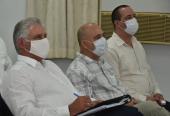 Díaz-Canel, Morales Ojeda y José Angel Portal en intercambio con científicos que trabajan en los candidatos vacunales cubanos contra la COVID-19 Foto: Estudios Revolución