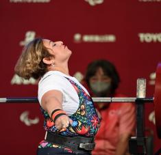 La pesista amalia pérez, una leyenda con seis preseas paralímpicas en línea desde Sydney 2000. Foto: Olympics.com