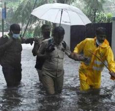 Apenas diez días atrás el ciclón Tauktae causó severas inundaciones y provocó al menos 140 personas fallecidas en el occidente del país. Foto: PL