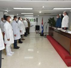 En el Centro Internacional de Salud Las Praderas, donde cumplieron un riguroso periodo de cuarentena los 52 colaboradores cubanos que enfrentaron la COVID-19 en la región de Lombardía, se produjo este sábado el esperado encuentro con el Presidente de la República y otras autoridades del país.