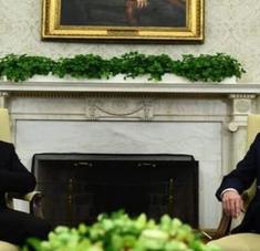 Los presidentes de EE.UU. y Ucrania conversaron sobre el apoyo financiero de Washington a Kiev. Foto: AP