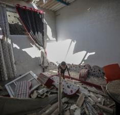 Tras once días de bombardeos israelíes a la Franja de Gaza, más de 200 palestinos murieron y se estima en más de 300 millones de dólares los daños en la infraestructura. Foto: EFE