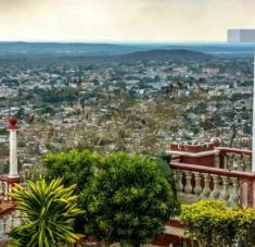  El 4 de abril de 1720 la misa fundacional en la Iglesia San Isidoro, de la cabecera provincial, donde residen alrededor de 300 mil personas.