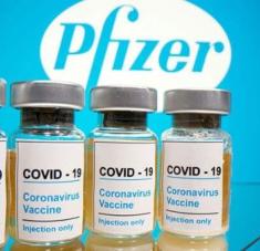 La vacuna Pfizer-BioNTech se administra desde hace varias semanas en el Reino Unido, la Unión Europea, Estados Unidos y Suiza, entre otros países. Foto: Reuters