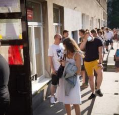 Los candidatos polacos pelean voto a voto la segunda vuelta de las elecciones. Foto: Xinhua