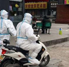 En estos dos años de pandemia, el Covid-19 ha registrado un total de 281 millones de casos confirmados y 5.4 millones de muertes en el mundo. Foto: Xinhua