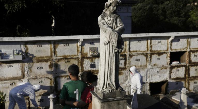 El país suramericano contabiliza 16.792 muertes y 254.220 positivos. Foto: Reuters.