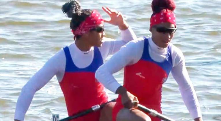 Yarisleidis Cirilo y Katherine Nuevo, dos preseas Mundiales y revelación novel de la canoa femenina cubana. 