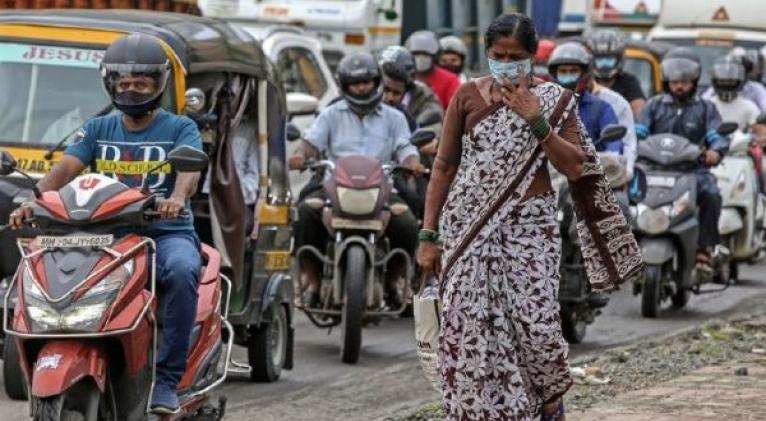 La India se convirtió este domingo en el país de más rápida propagación del nuevo coronavirus a nivel internacional. Foto: EFE