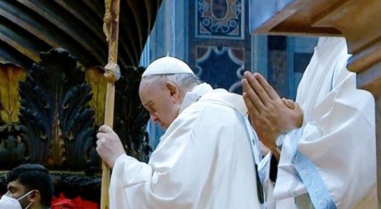 Para este 2022 el Papa Francisco propuso como tema el “Diálogo entre generaciones, educación y trabajo: instrumentos para construir una paz duradera”. Foto: Twitter @EmbaVESantaSede