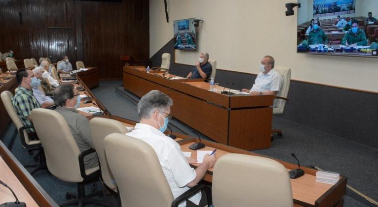 La Habana es, este martes, la única provincia del país que no ha pasado a la fase uno de la etapa de recuperación de la COVID-19. En ella permanecen ingresados un total de 102 casos activos confirmados del nuevo coronavirus. Foto: Estudios Revolución.