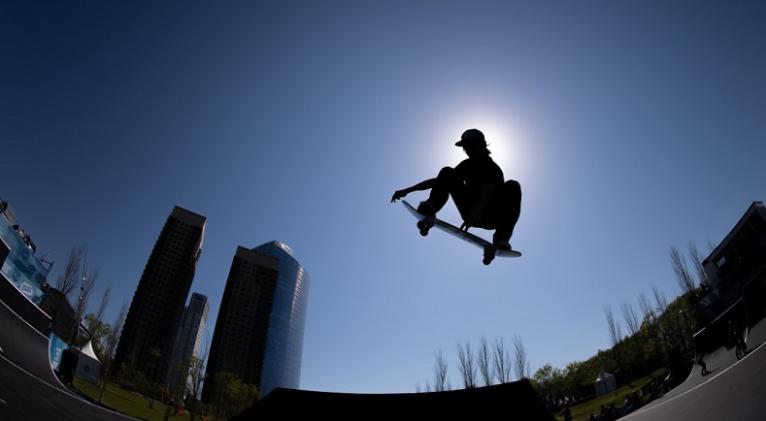 El skateboarding será una de las nuevas disciplinas que contemplará el programa de Tokio con el concurso de 40 hombres y otras tantas mujeres. Foto: olympics.com