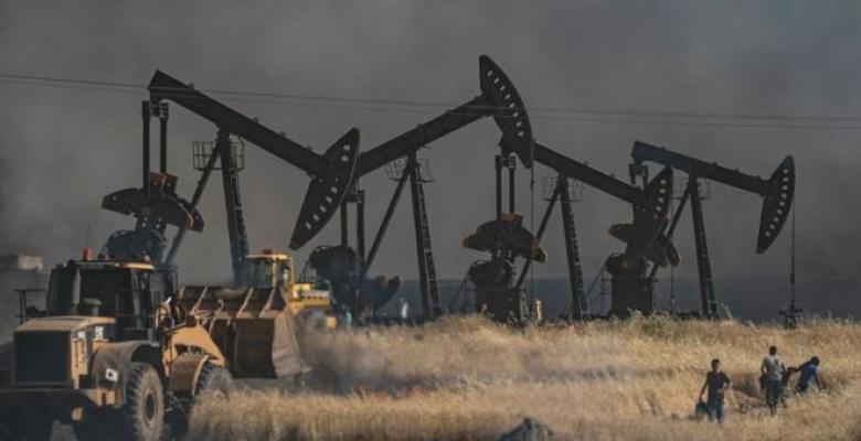Cerca de 500 soldados estadounidenses permanecen en el norte de Siria para proteger las instalaciones petroleras del país.