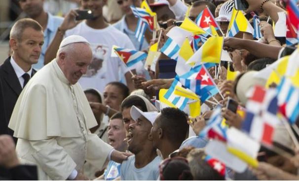 El vínculo entre el papa Francisco y Cuba ha sido uno de los más significativos en la historia reciente de las relaciones entre la Iglesia Católica y la nación.