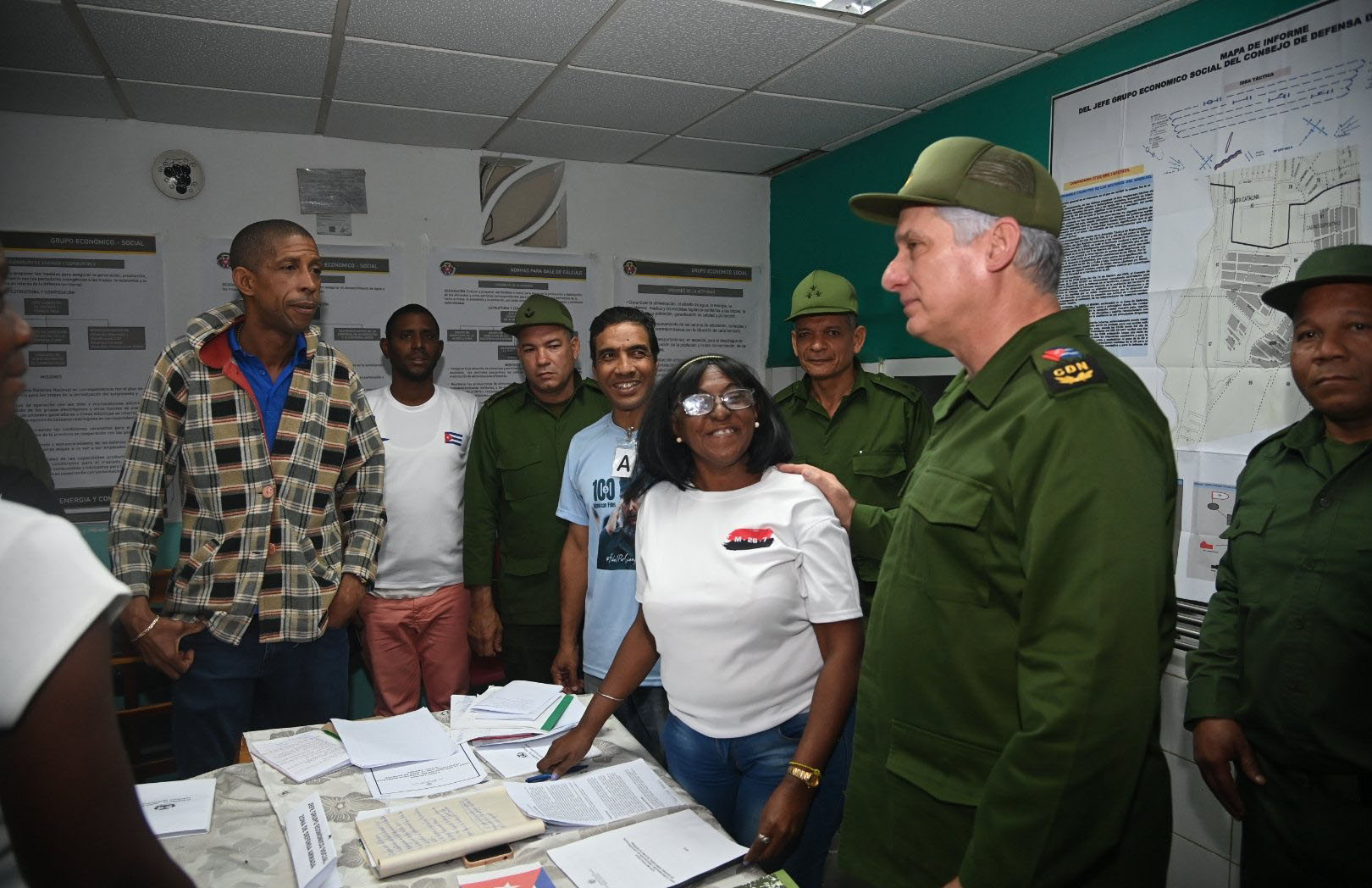 Díaz Canel en Día de la Defensa. Díaz Canel en Día de la Defensa.