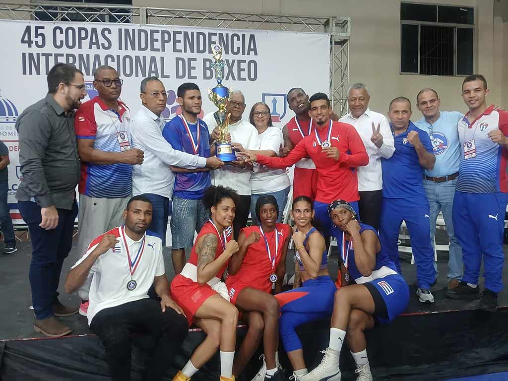 Cuba se impone en Copa Independencia de boxeo.
