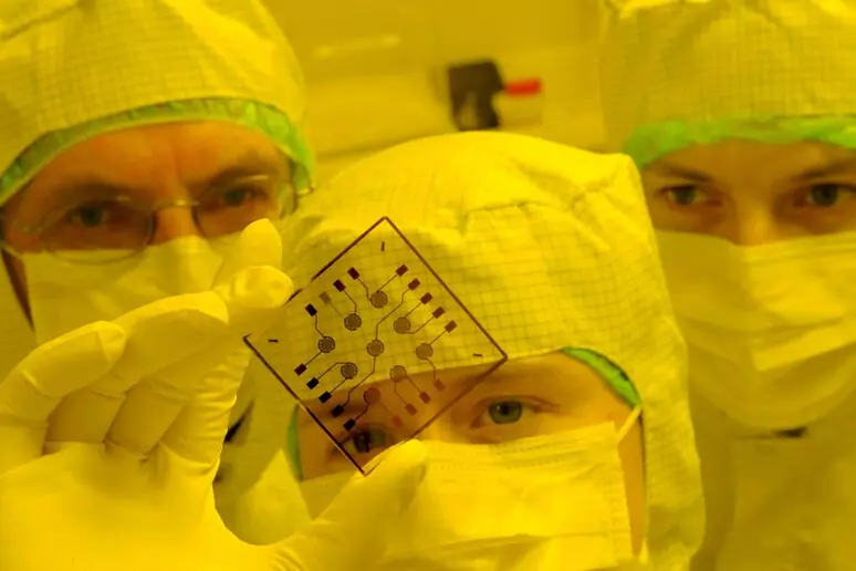 Chip para detectar problemas cardíacos. Chip para detectar problemas cardíacos.