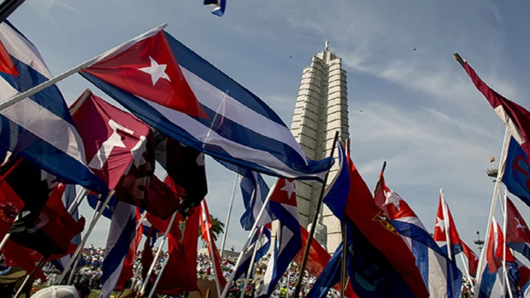 Cuba's Flags.