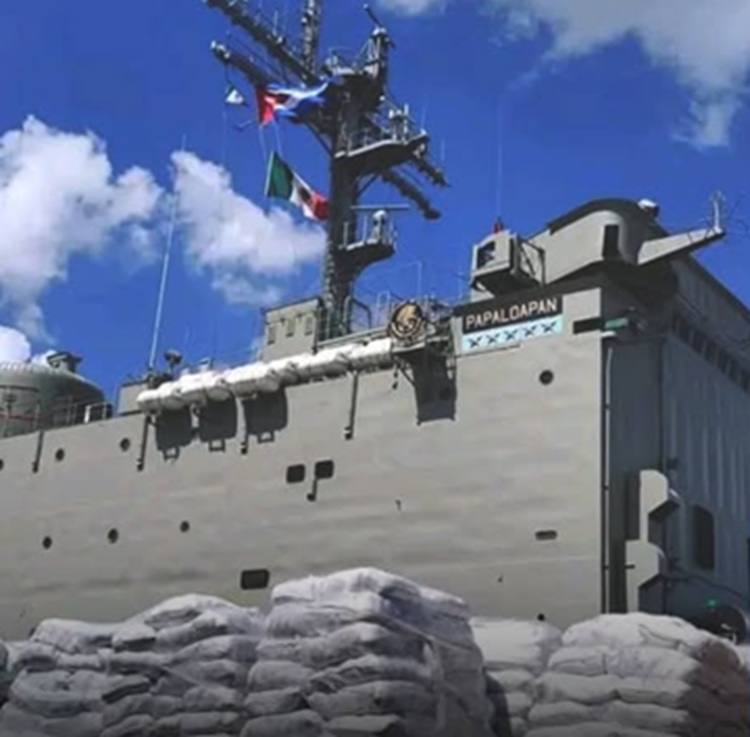 Mexican donation at the port of Havana