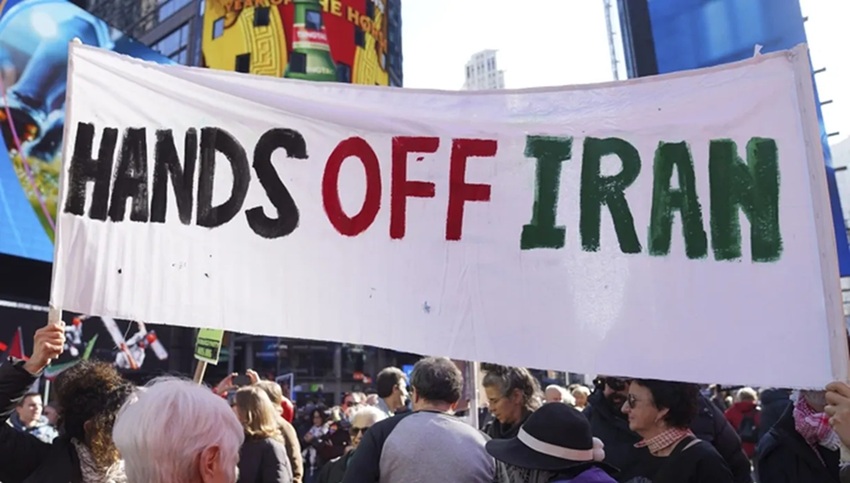 Protesta en NY por guerra de EEUU contra Irán Protesta en NY por guerra de EEUU contra Irán