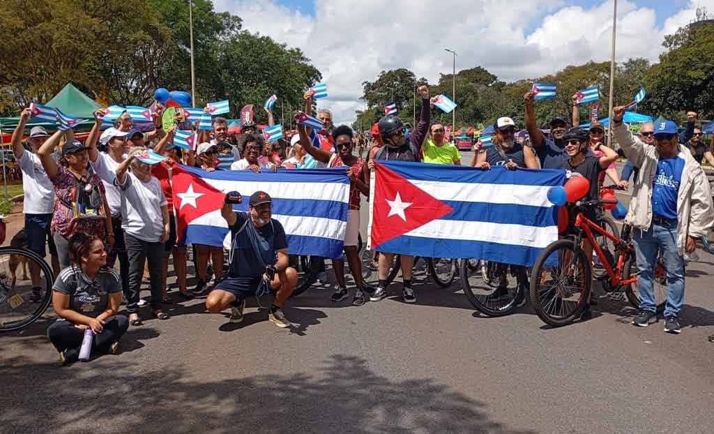 Bicletada por Cuba en Brasil