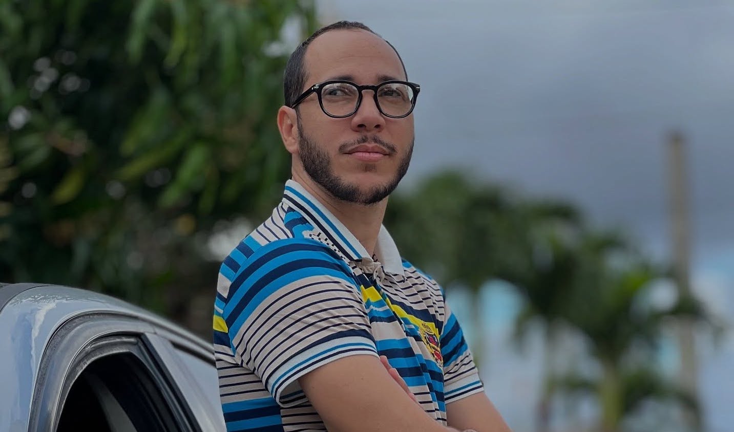 Denys Ramos intrepreta a Fabian en la telenovela Ojo de Agua