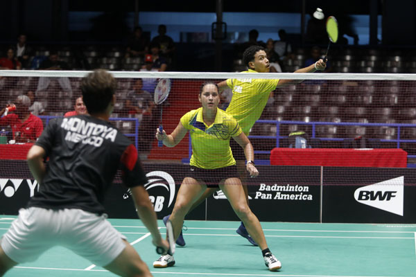 Roberto Carlos Herrera y Taymara Oropesa