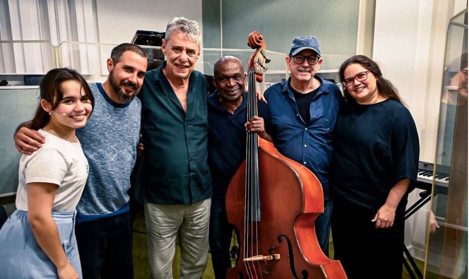Chico Buarque y Silvio Rodríguez graban canción juntos en La Habana