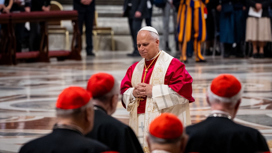 Trump afirma que no va a disculparse ante el papa León XIV