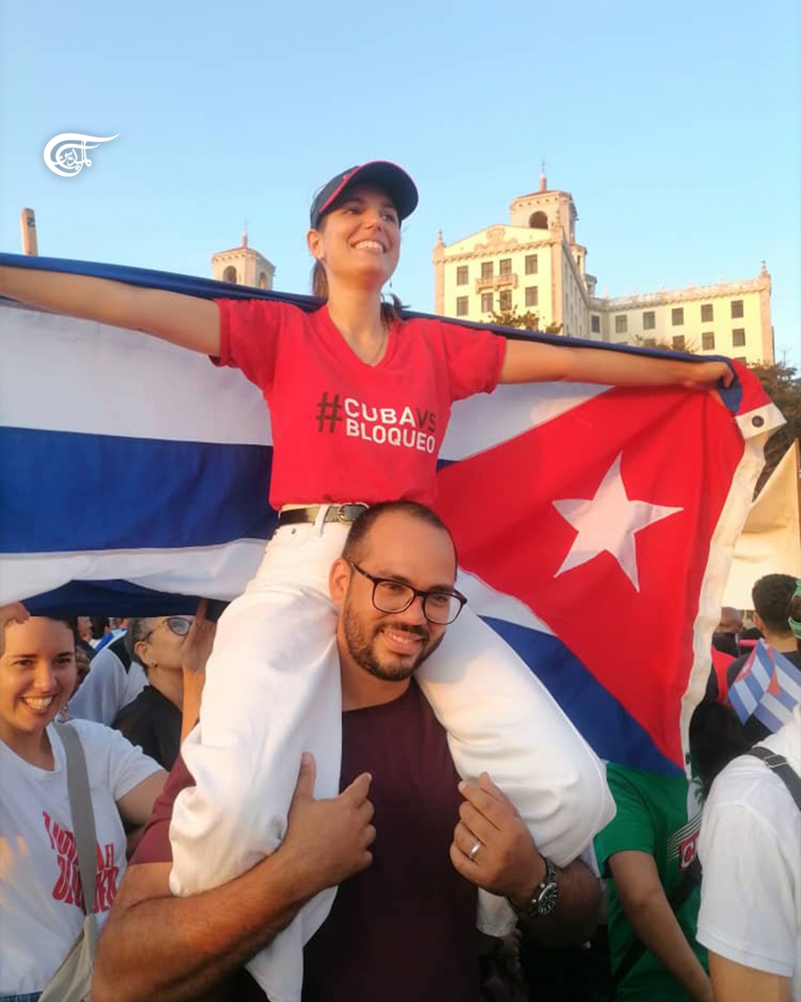 La alegría de la juventud en el desfile del 1 de Mayo