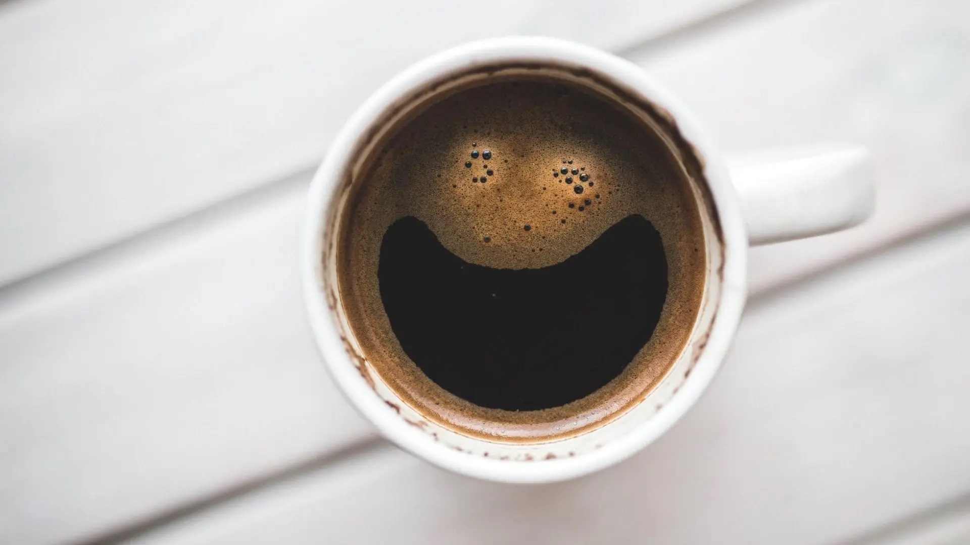 Pareidolia café-rostro