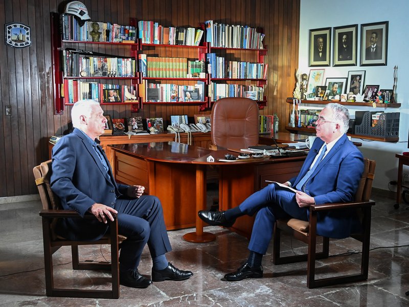 Entrevista concedida por el Presidente Díaz-Canel al periodista Roberto Cavada