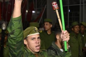 Antorchas encendidas para Martí, en el centenario de Fidel