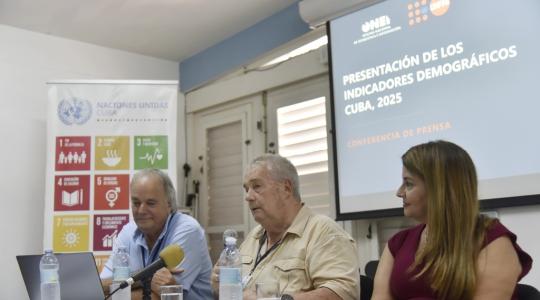 decrece población cubana