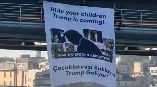 pancarta Trump