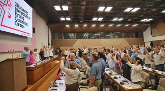 Encuentro con delegados de partidos comunistas y obreros