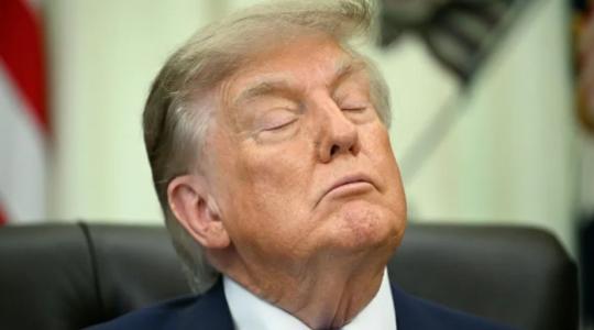 Trump altanero