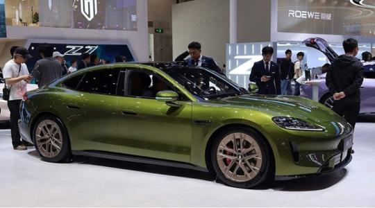 vehículo eléctrico chino