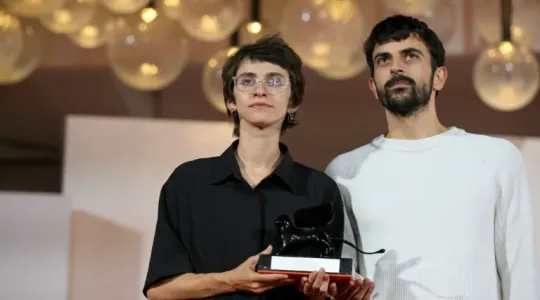 Un ministro israelí quiere despojar de su nacionalidad a los realizadores del documental "NAZA", premiado en Venecia