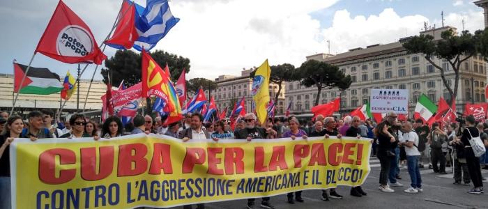 Marcha en Roma por Cuba ante aumento del bloqueo y amenazas de EEUU