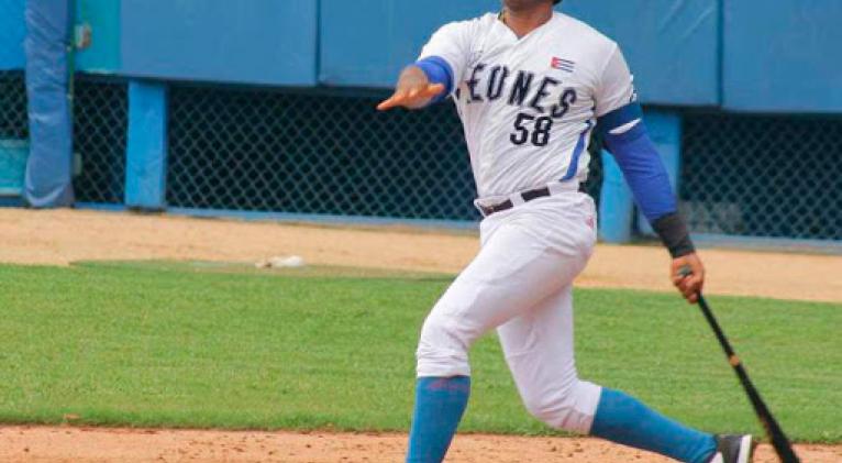 Correa está a tres cuadrangulares de superar su mejor marca (16), para una temporada beisbolera.
